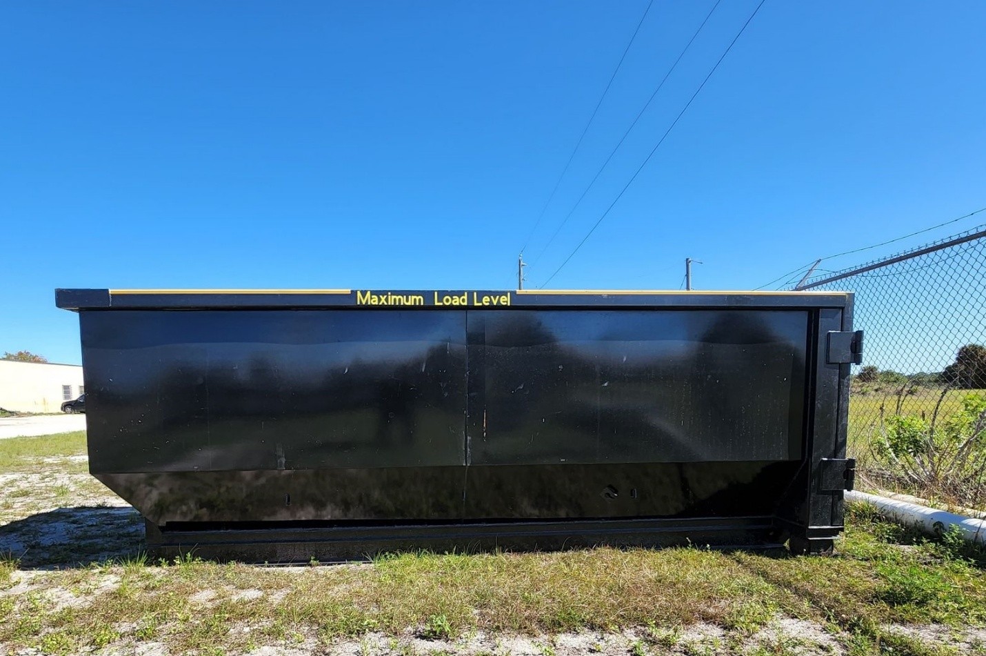 How 15-Yard Dumpster Rental Simplifies Home Cleanouts in Fort Myers, FL